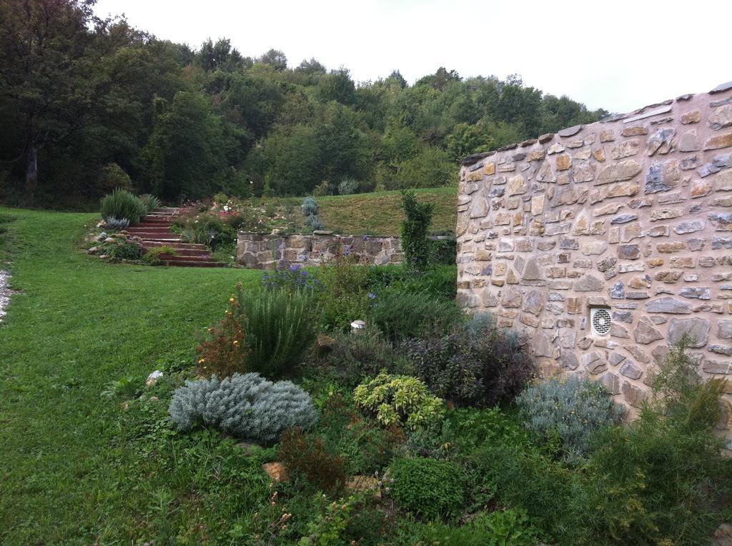 Il Giardino Di Rosmarino Bed & Breakfast Pontremoli Ngoại thất bức ảnh